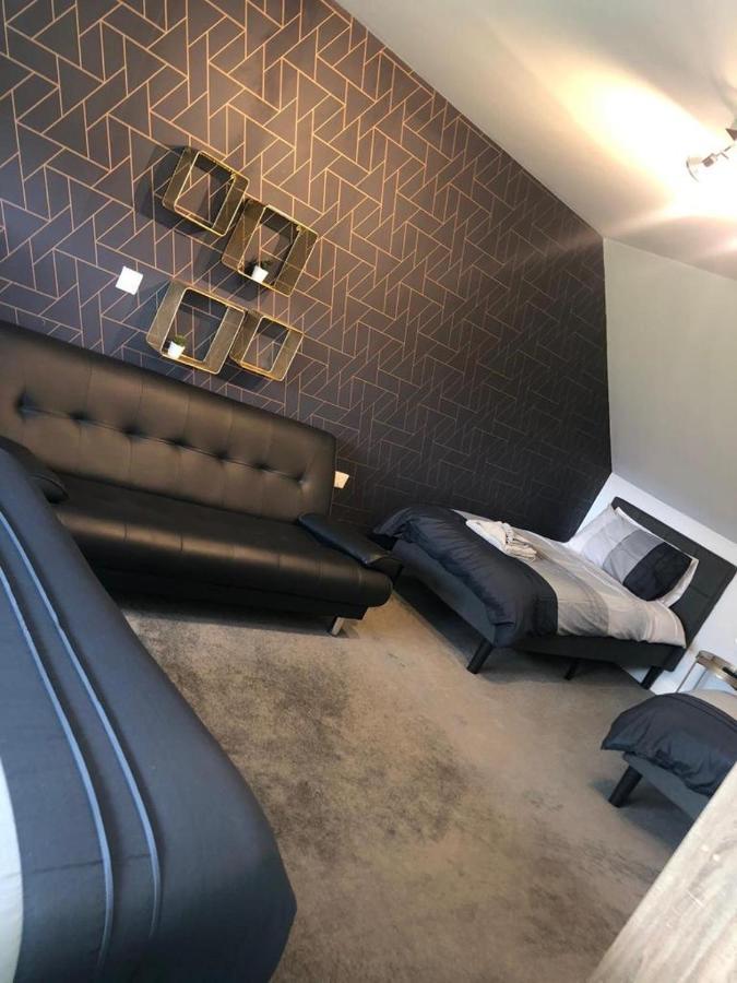 Alcantara- Modern Home With Hot Tub- Sleeps 10 Cromdale Exterior foto